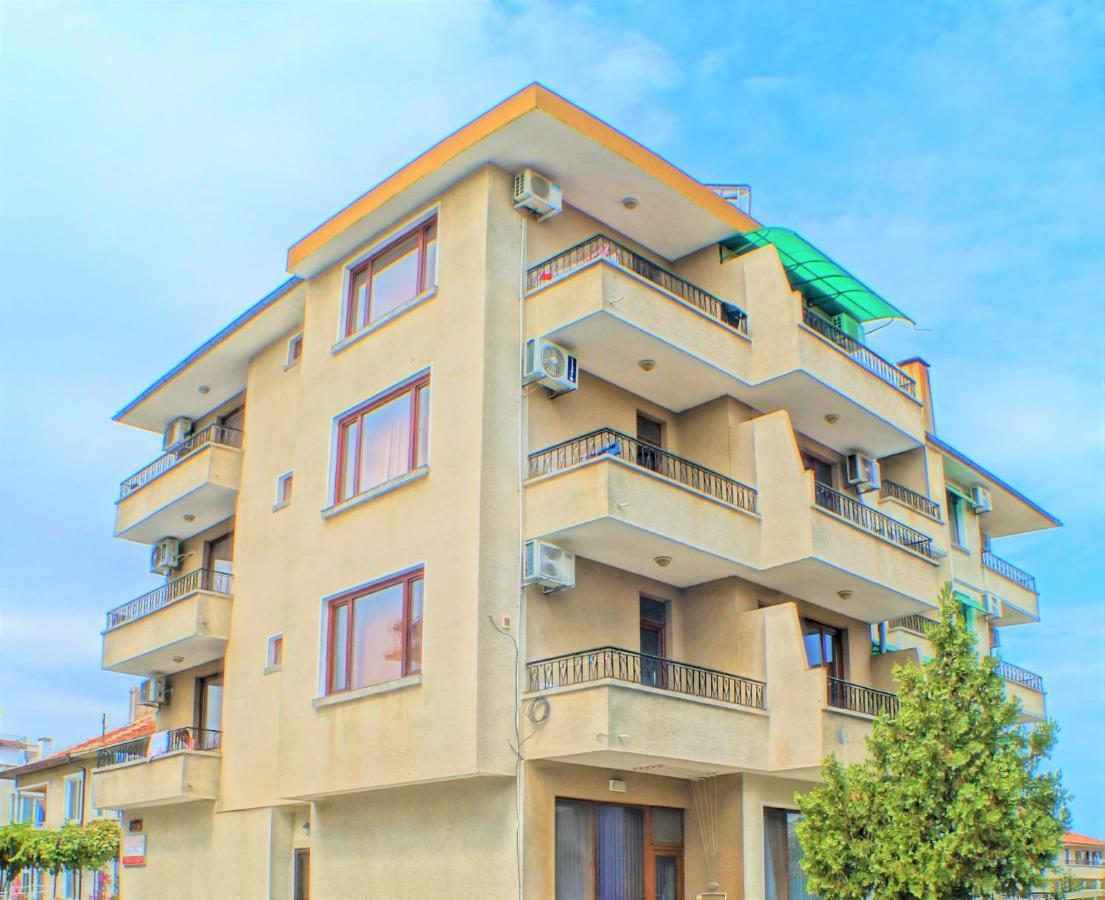 Chrystal Guest House Obzor Esterno foto