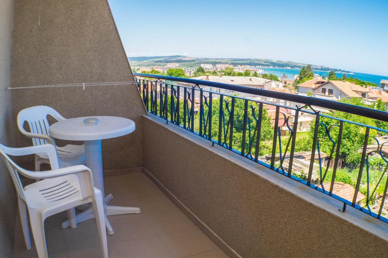 Chrystal Guest House Obzor Esterno foto