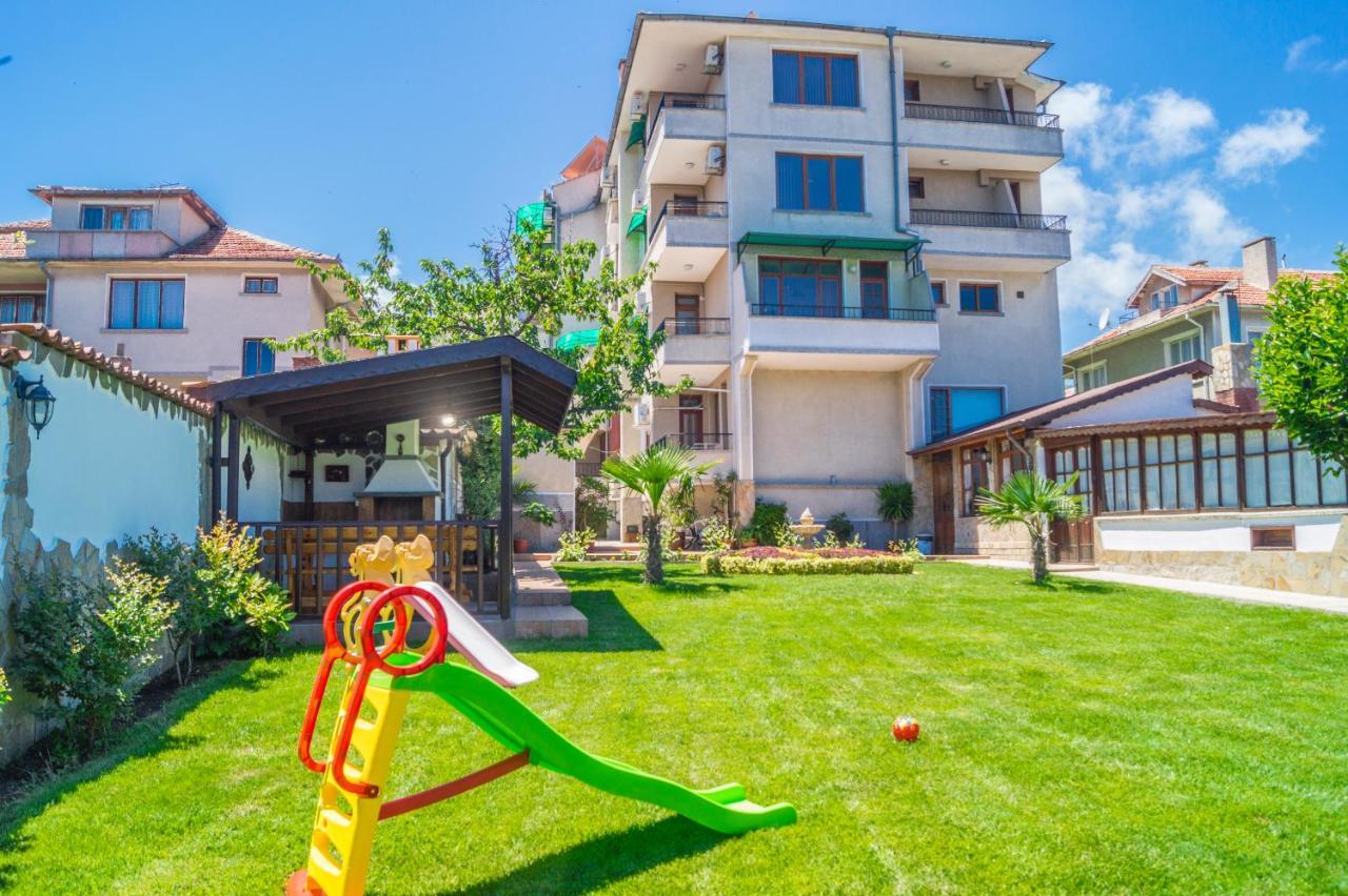 Chrystal Guest House Obzor Esterno foto