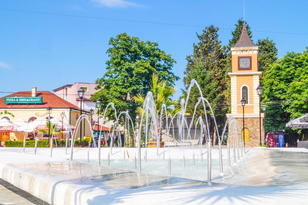 Chrystal Guest House Obzor Esterno foto