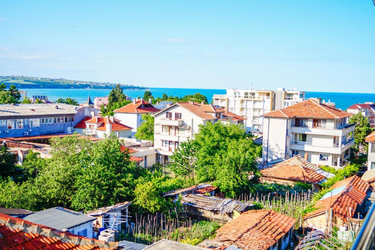 Chrystal Guest House Obzor Esterno foto