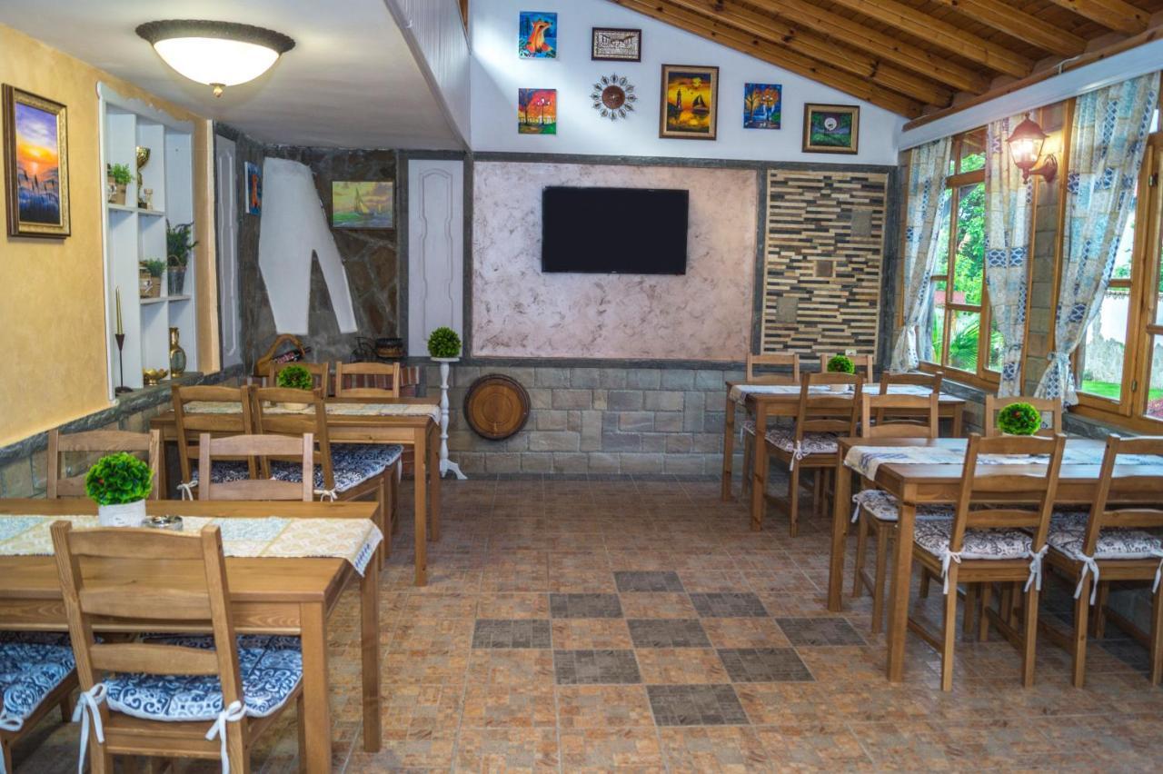 Chrystal Guest House Obzor Esterno foto